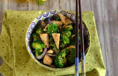 Wok de tofu à la japonaise & aux brocolis #vegan