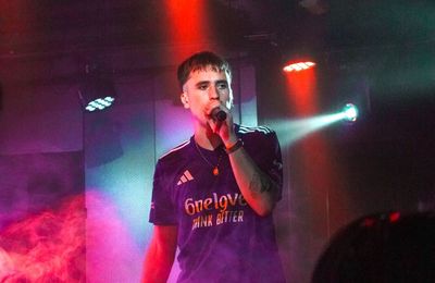   Live report- James Loup au Sucre : le rappeur lyonnais sur ses terres pour un show de dingue 
