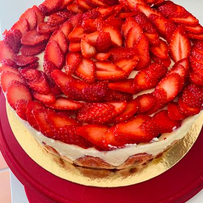 Fraisier génoise et crème diplomate