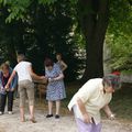 Une petite partie de pétanque pour éveiller les sens 