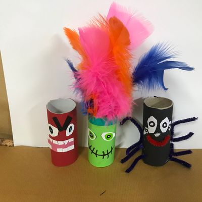 en avant les monstres d'Halloween!