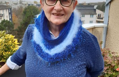 Concours de snoods : les pelotes orphelines ont un avenir