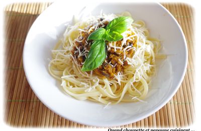  PLATS VEGAN : SAUCE BOLO'AUX AUBERGINES GRILLEES - 2 COURGETTES CONFITES FARCIES