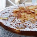 GÂTEAU AUX POMMES SANS BALANCE / NAPPAGE AU BEURRE/SUCRE