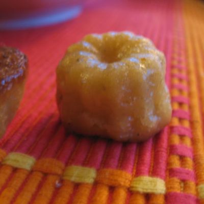 Mini cannelés bordelais