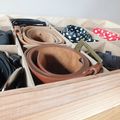 DIY rangement à faire soi-même : une boîte compartimentée pour les ceintures ?