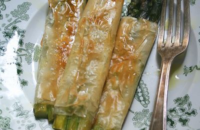 Feuilletés croustillants d'asperges vertes au citron