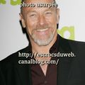 Corbin Bernsen - acteur, producteur ,réalisateur, usurpé