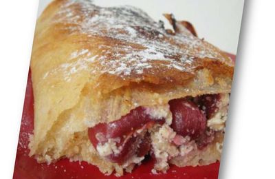 STRUDEL AUX CERISES ET AU FROMAGE BLANC