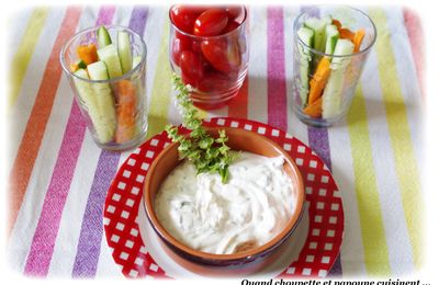 SAUCE AUX HERBES ET DIPS DE LEGUMES