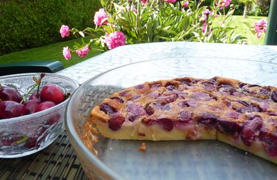 Clafoutis cerises maison.