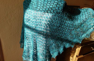 Le grand bleu en Gleem Lace