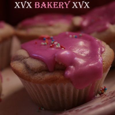 xVx  BITCHIN' VEGAN VANILLA CUPCAKES  xVx