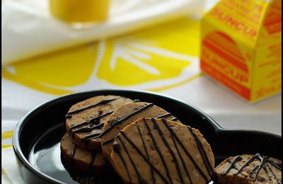 Sablé au café & noix de pécan très fondant ... Rassurez-moi on est au printemps ?