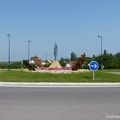 Rond-point à Sainte-Marie-aux-Chênes