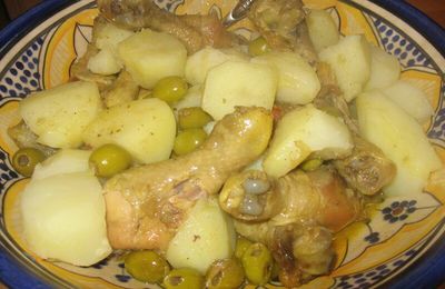 Tajine de pilons de poulet aux olives