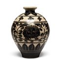 A Cizhou-type cut-glaze 'flower' jar, Song dynasty (960-1279)