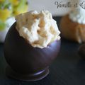 Oeuf en chocolat, pommes caramélisées et chantilly au caramel au beurre salé