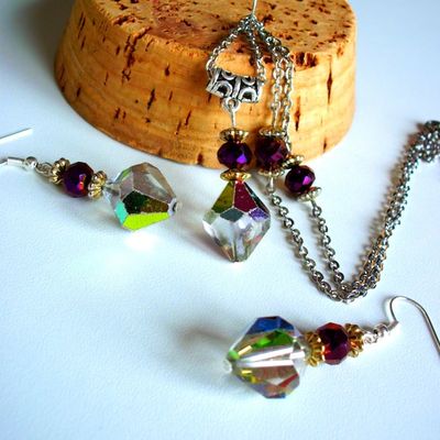 Parure collier boucles d'oreilles vintage chic, acier inoxydable perles reflets Poser une question 17,00 €