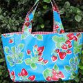 sac cabas turquoise aux fraises