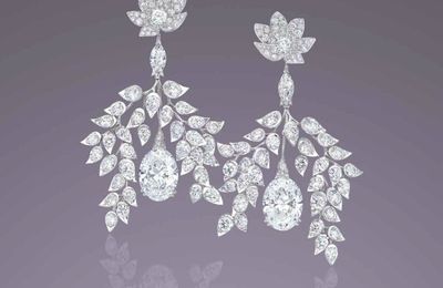 La promesse du printemps. An impressive pair of diamond ear pendants, by Boehmer et Bassenge