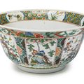 A Chinese Export porcelain famille-verte punch bowl, Kangxi period, circa 1700