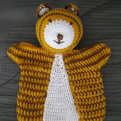 Marionette Tigre en crochet fait main (22 euros)