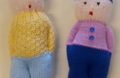 Petites poupées en laine de Pascale P.