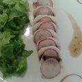 Salade, radis et champignons