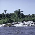 Cameroun - Années 80 (12/34). Ouest Cameroun - Chutes d’eau entre Bamenda et Yaoundé.