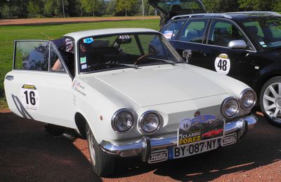 rallye classic forez 42 2015   1er N°16 fiat 850 1971