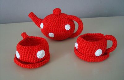 Faire un service à thé au crochet, avec tuto dedans!