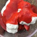 fraises au fromage blanc et son coulis