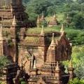 Mandalay A Moulmein près de la vieille Pagode,