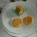 Houmous de petits pois, feuilleté au saumon