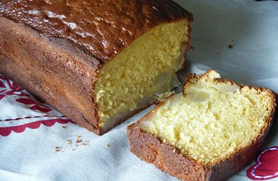 Cake poires et citron sans beurre ( au lait concentré )