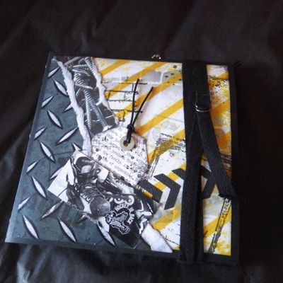 Album scrap industriel noir et jaune