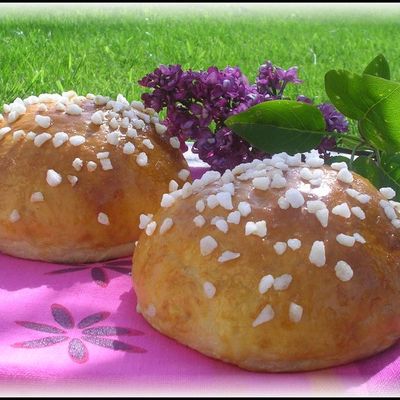 Pikkupullat à la pomme