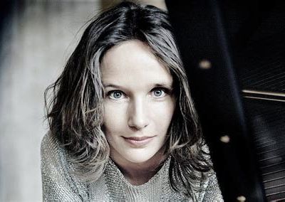 Hélène GRIMAUD : musicienne internationale passionnée et défenseuse de la préservation des loups / fleur de Bach : Vervain