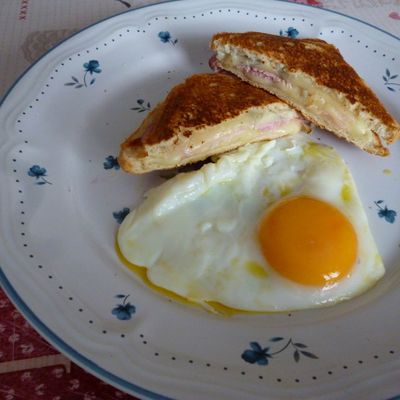 CROQUE AU MORBIER