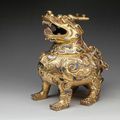 Brûle-parfum à la chimère en bronze doré, Chine, style de Qianlong