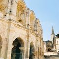 Arles, ville d'histoire aux portes de la Camargue