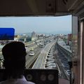 Sur la ligne du monorail d'Ôsaka 