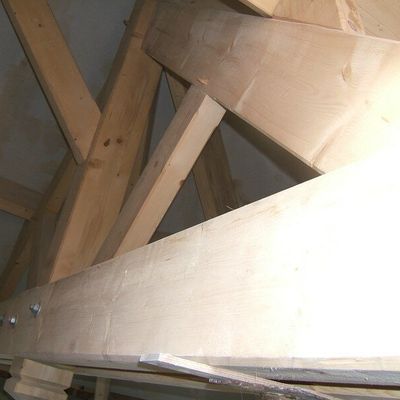 Charpente apparente et panneau Fermacell :