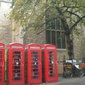 cabines telephoniques!!! so british!
