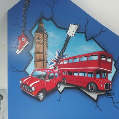 peinture Graffiti chambre d enfant déco graff art tag prenom LONDON londre 