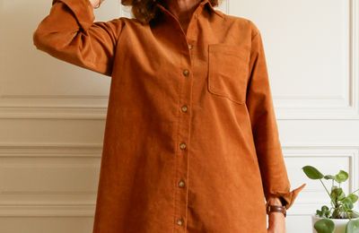 La robe chemise en velours