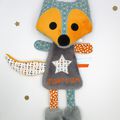 Doudou renard orange bleu