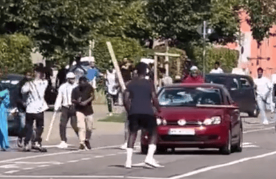 Violentes émeutes à Stuttgart 