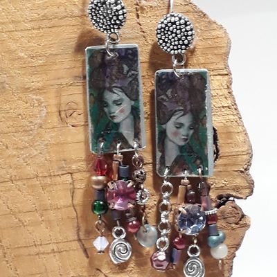 Bonjour, D'autres petites créas sur base métal :